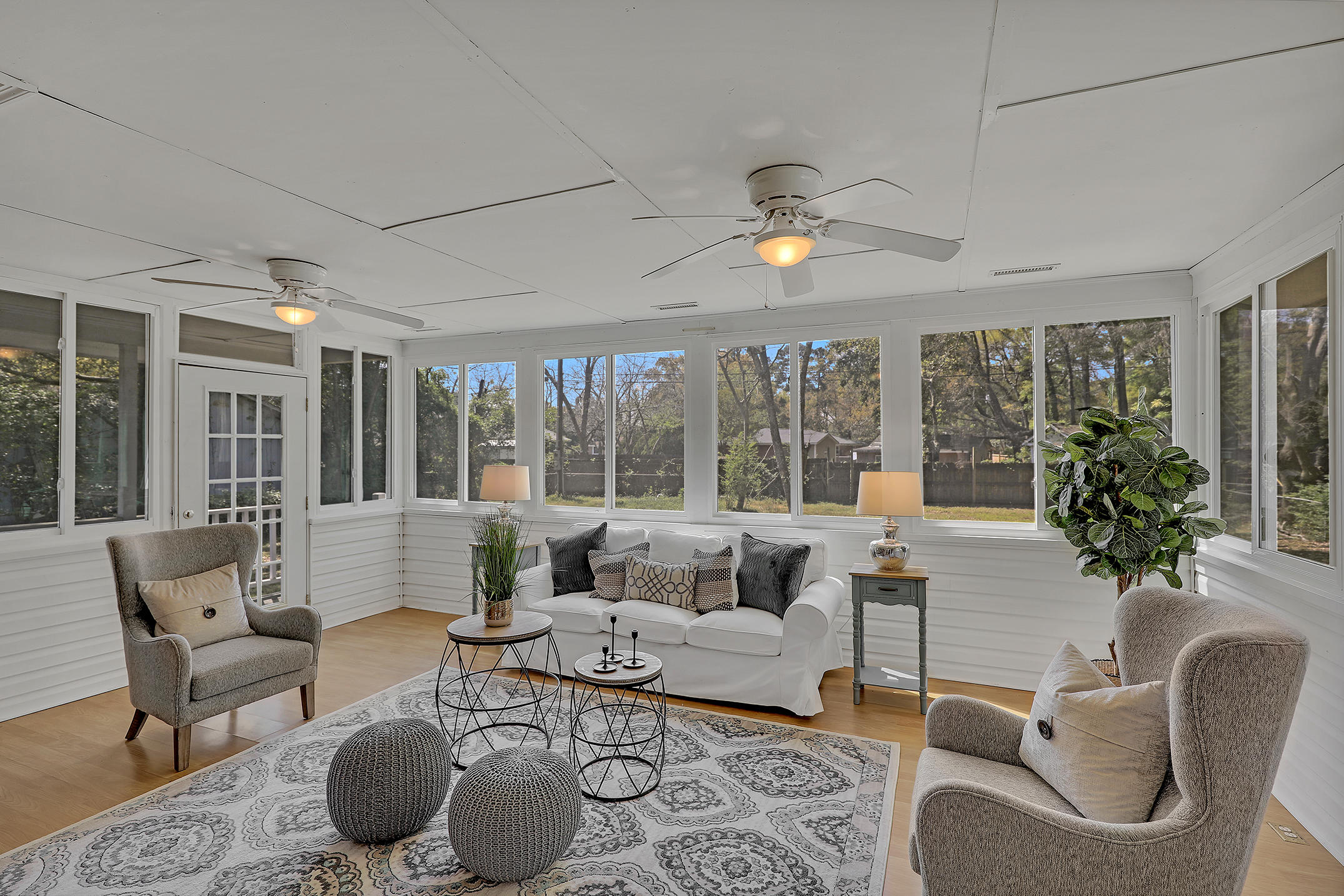 1371 Camp Road Charleston, SC 29412 - Photo 5 of 30 1R3A8959