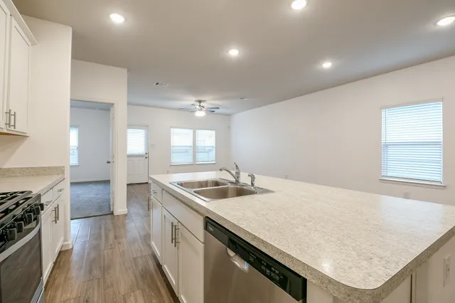 $2,000 | 16612 Aurora Street, Porter Heights, TX 77365