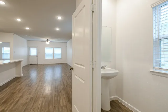 $2,000 | 16612 Aurora Street, Porter Heights, TX 77365