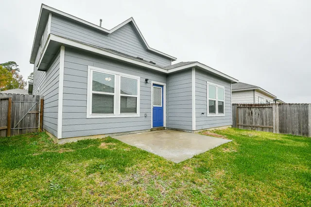 $2,000 | 16612 Aurora Street, Porter Heights, TX 77365