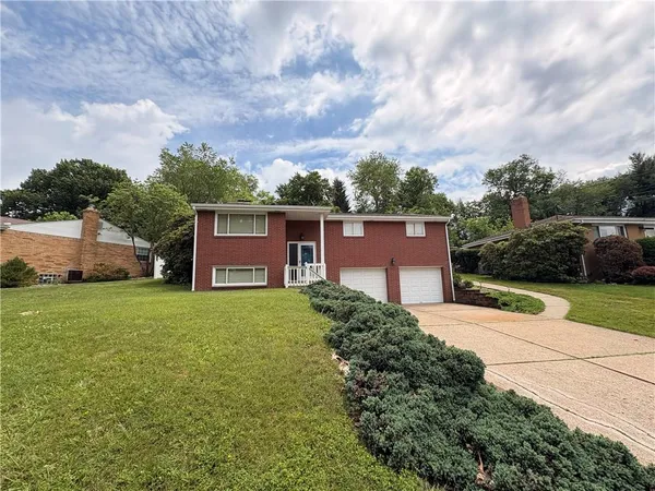 $2,400 | 2800 College Park Road, Allison Park, PA 15101