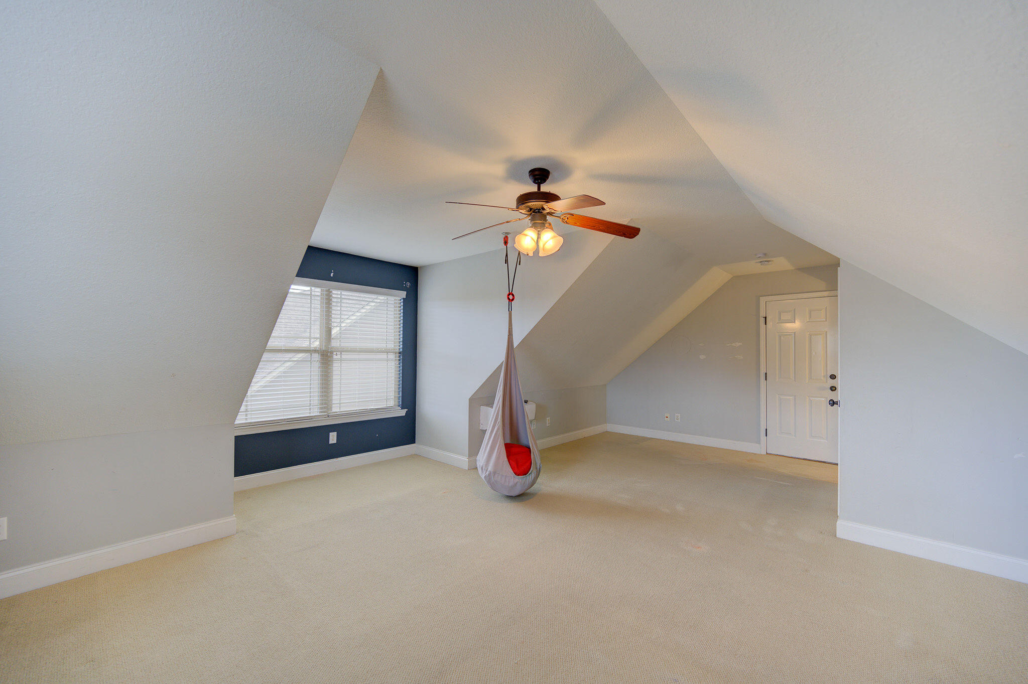 147 Live Oak Road Ringgold, GA 30736 - Photo 24 of 37 Bonus Room (4th Bedroom)