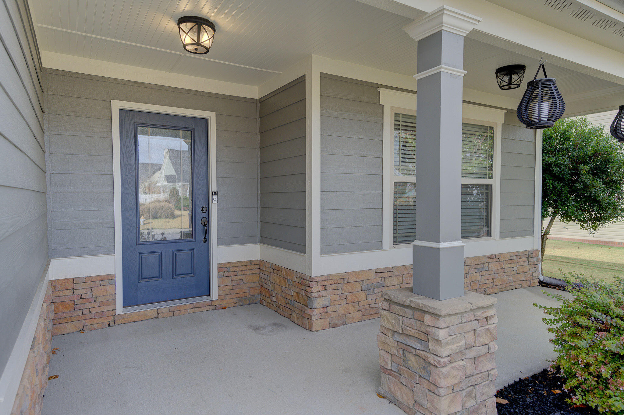 147 Live Oak Road Ringgold, GA 30736 - Photo 3 of 37 Covered Front Porch