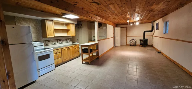 $1,300 | 18 Lake Ridge Road, Unit LOWR, Narrowsburg, NY 12764