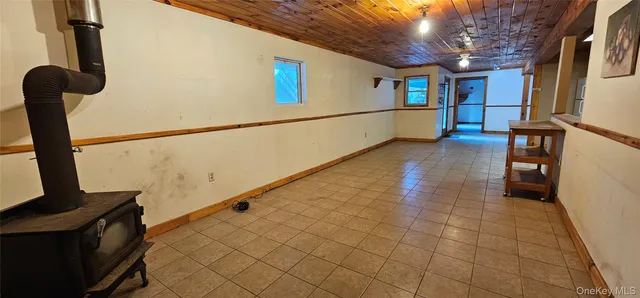 $1,300 | 18 Lake Ridge Road, Unit LOWR, Narrowsburg, NY 12764