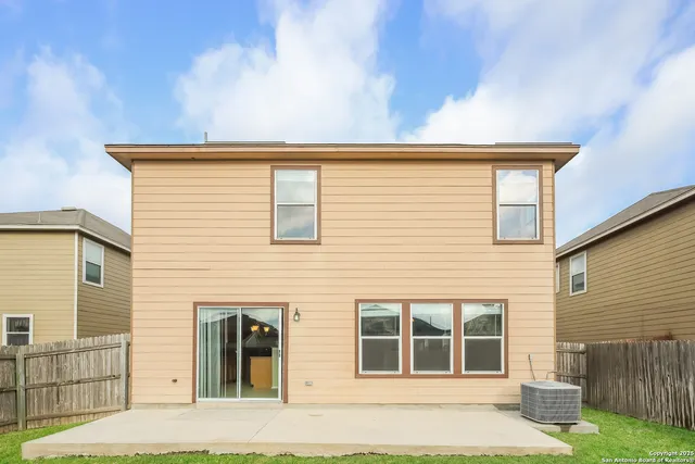 $1,820 | 2326 Cats Paw, Converse, TX 78109