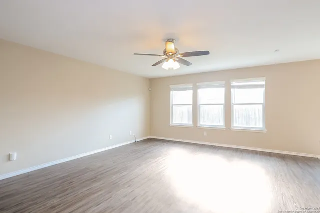 $1,820 | 2326 Cats Paw, Converse, TX 78109