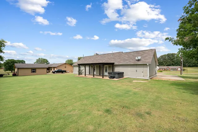 $300,000 | 225 Brierhedge Road, Covington, TN 38019