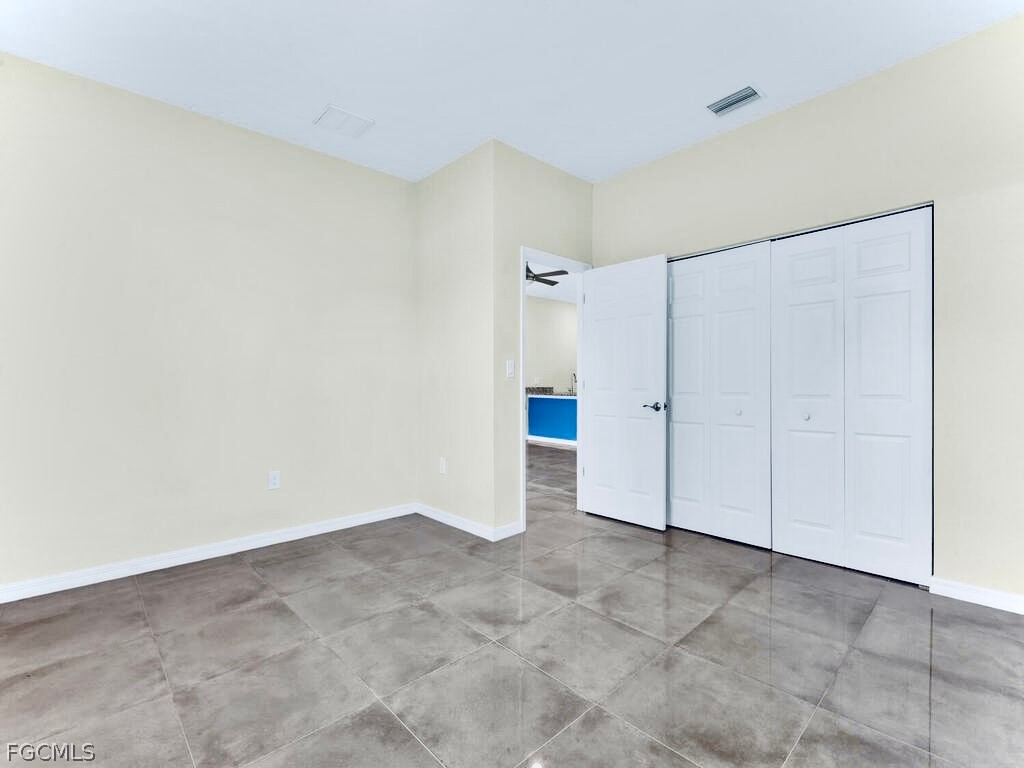 4654 26th Street Southwest Lehigh Acres, FL 33973 - Photo 12 of 22