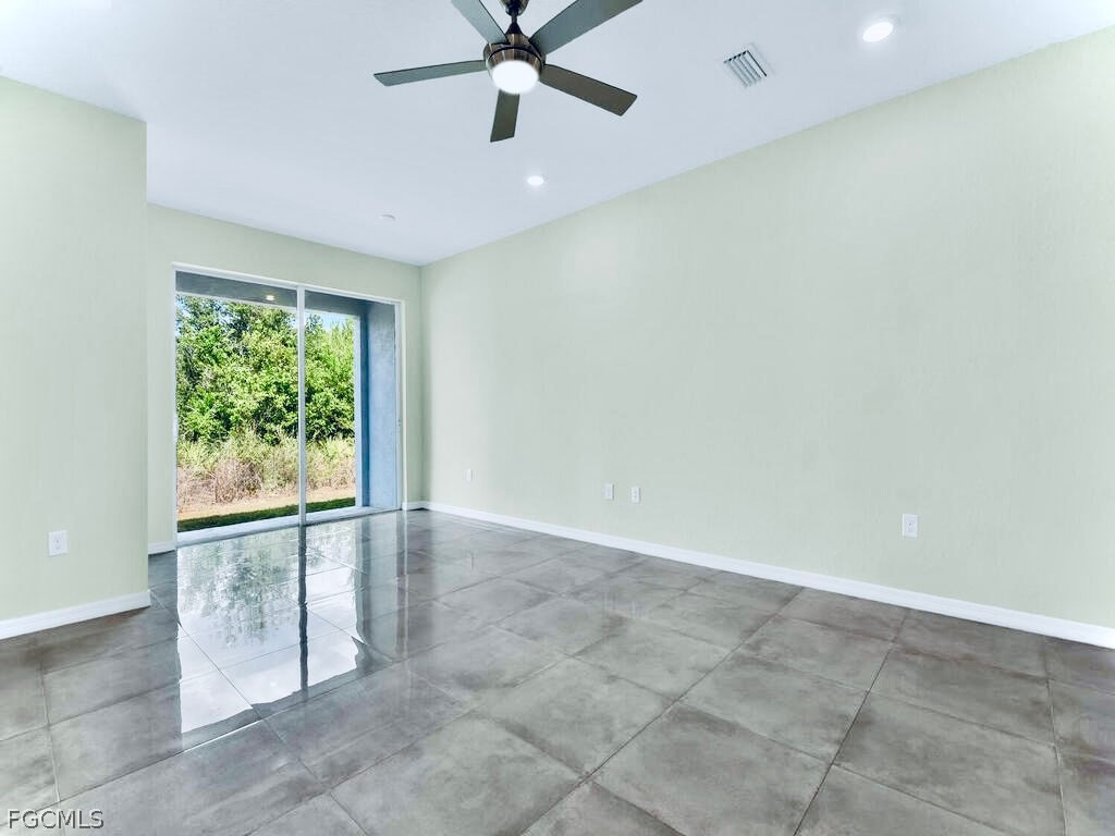 4654 26th Street Southwest Lehigh Acres, FL 33973 - Photo 5 of 22