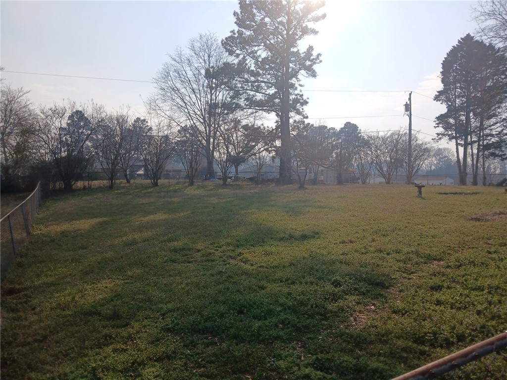 410 Van Martin Road Anderson, SC 29621 - Photo 20 of 28 Yard Left of House