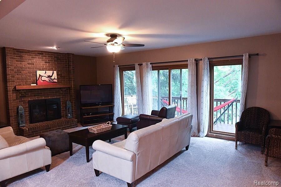 689 Ten Point Drive Rochester Hills, MI 48309 - Photo 14 of 70