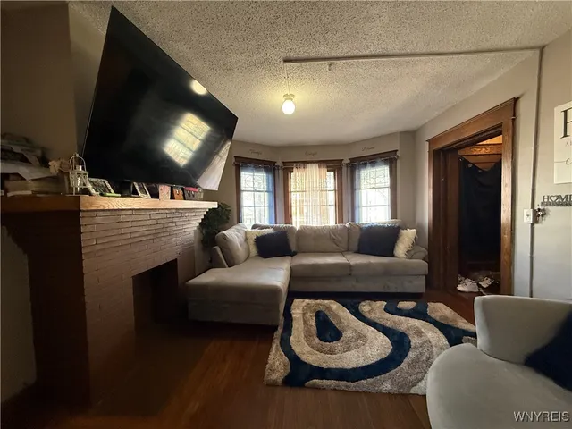 $174,900 | 155 Altruria Street, Buffalo, NY 14220