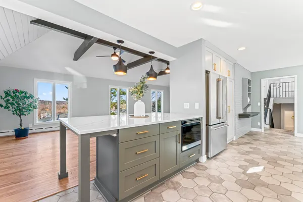 $1,250,000 | 825 3rd Street Southwest, Rochester, MN 55902