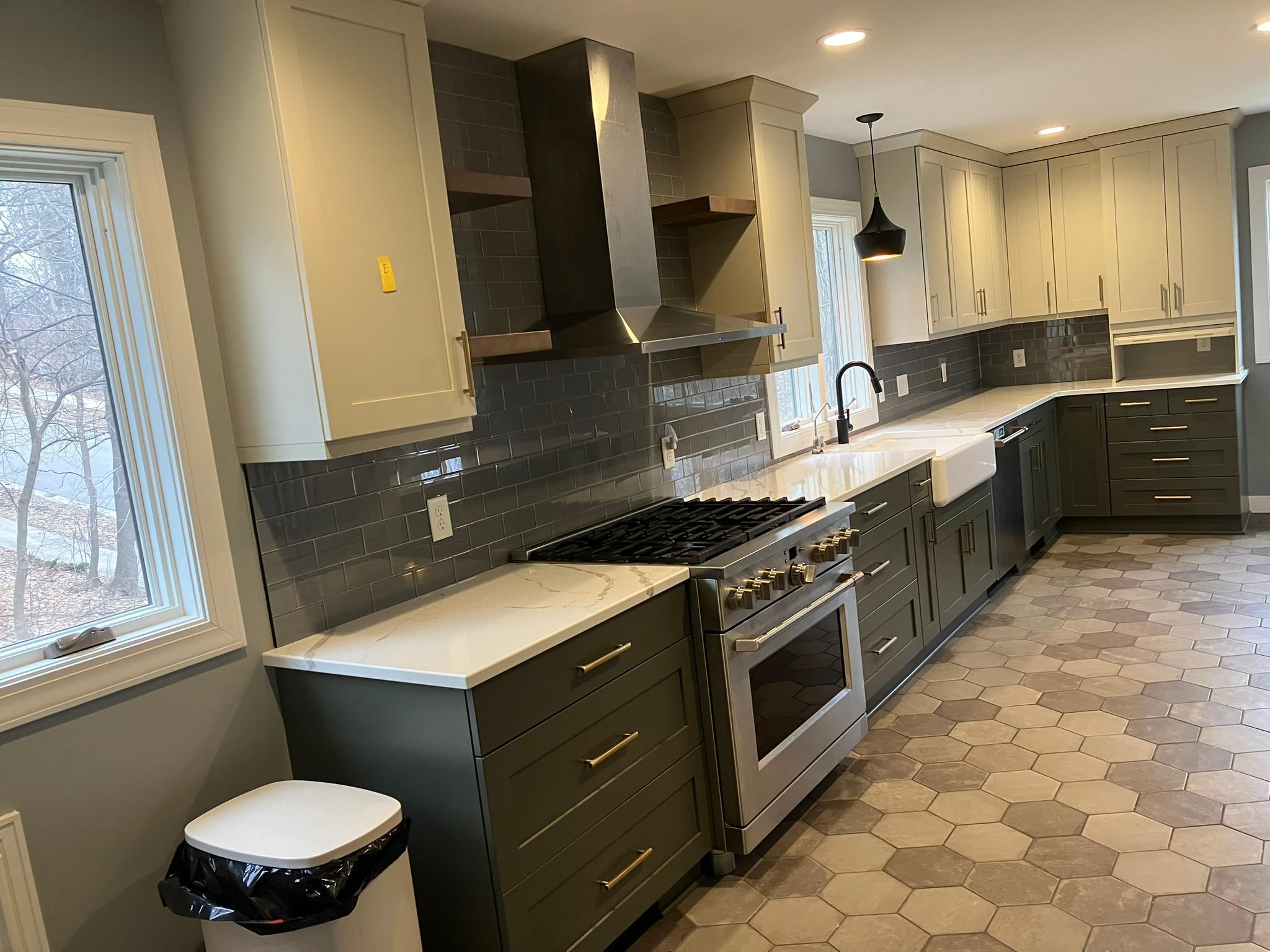 825 3rd Street Southwest Rochester, MN 55902 - Photo 7 of 38