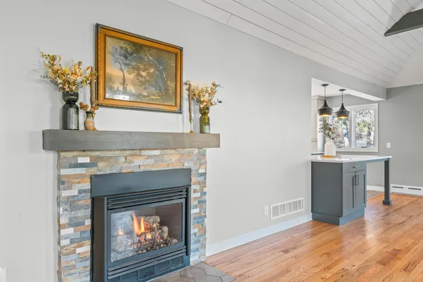 $1,250,000 | 825 3rd Street Southwest, Rochester, MN 55902