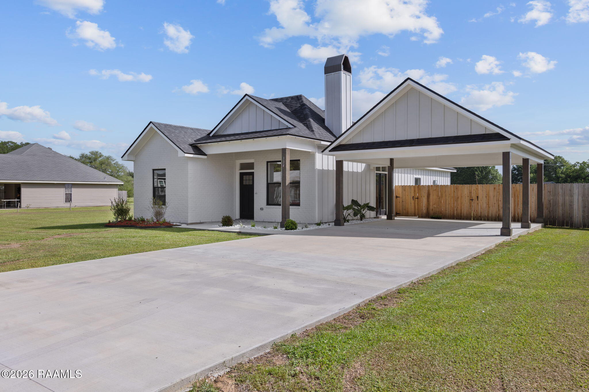 1-web-or-mls-332 S Henry St-1