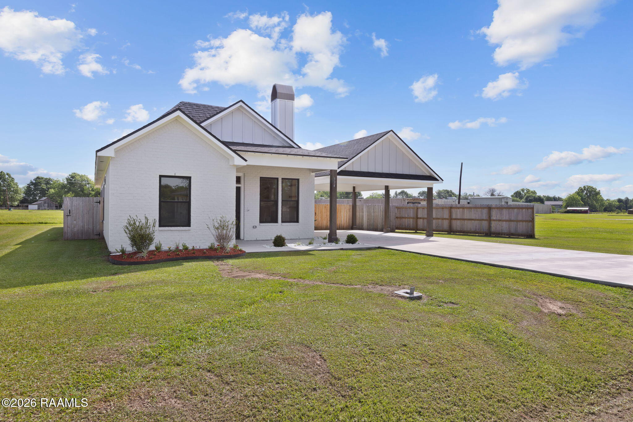 334 South Henry Street Church Point, LA 70525 - Photo 3 of 29 3-web-or-mls-332 S Henry St-3
