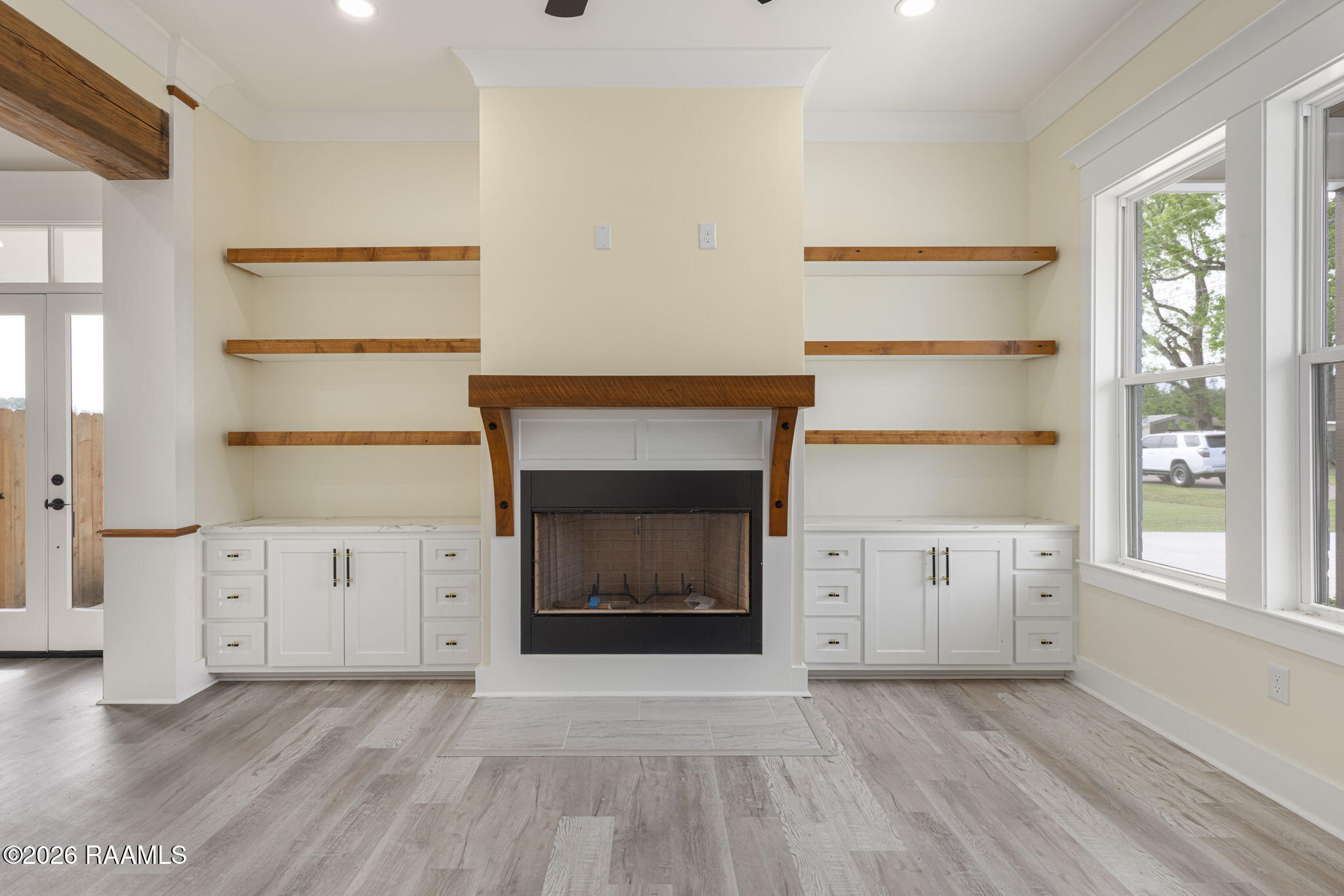 334 South Henry Street Church Point, LA 70525 - Photo 5 of 29 5-web-or-mls-332 S Henry St-5