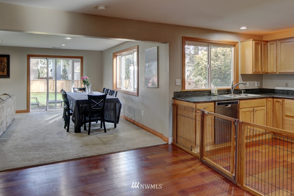 3711 199th Street Southeast Bothell, WA 98012 - Photo 8 of 17