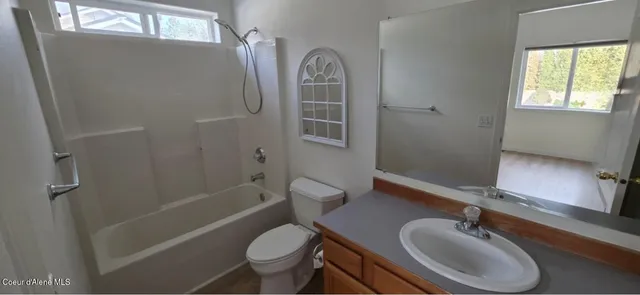 $575,000 | 869 West Mustang Avenue, Hayden, ID 83835