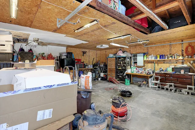 $1 | 11496 North Spring Lake Drive, Mooresville, IN 46158