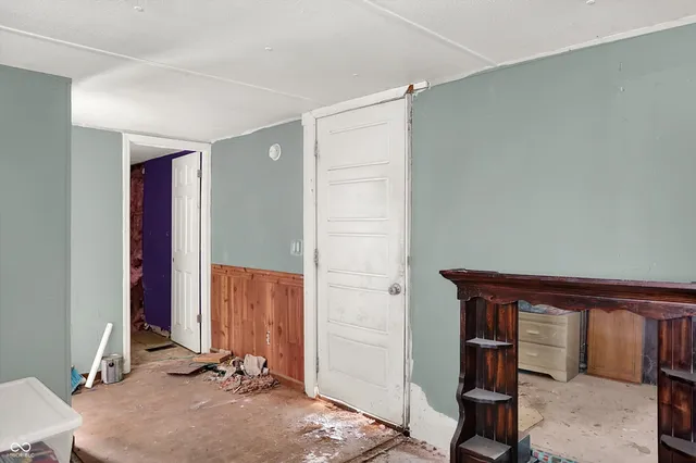 $1 | 11496 North Spring Lake Drive, Mooresville, IN 46158