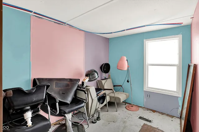 $1 | 11496 North Spring Lake Drive, Mooresville, IN 46158