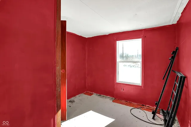 $1 | 11496 North Spring Lake Drive, Mooresville, IN 46158