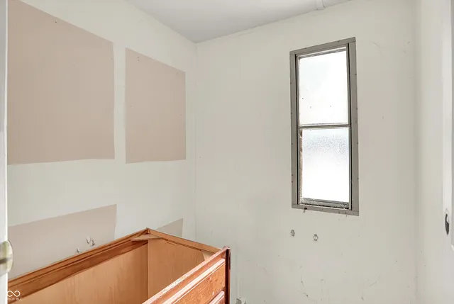 $1 | 11496 North Spring Lake Drive, Mooresville, IN 46158