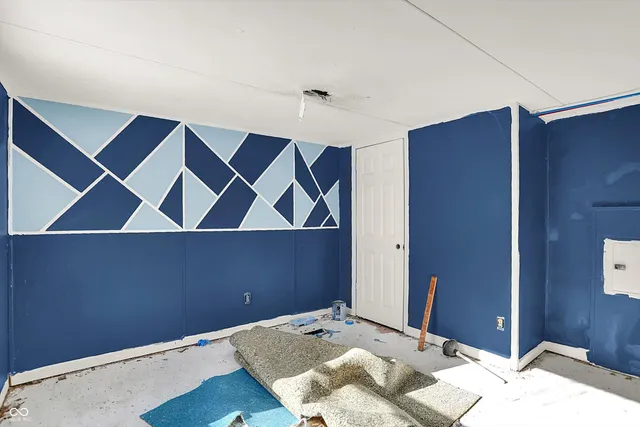 $1 | 11496 North Spring Lake Drive, Mooresville, IN 46158