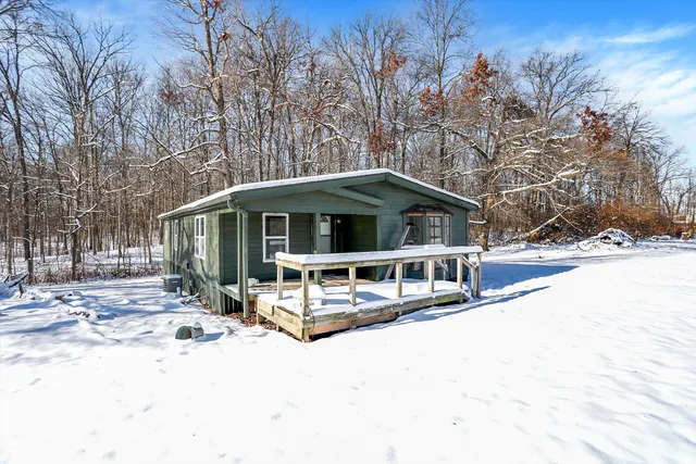 $1 | 11496 North Spring Lake Drive, Mooresville, IN 46158