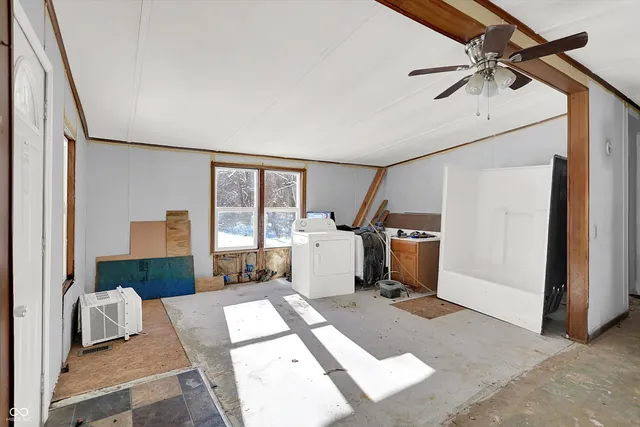 $1 | 11496 North Spring Lake Drive, Mooresville, IN 46158