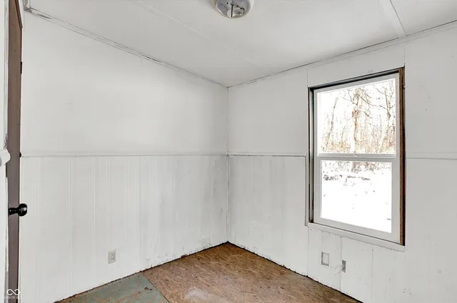 $1 | 11496 North Spring Lake Drive, Mooresville, IN 46158