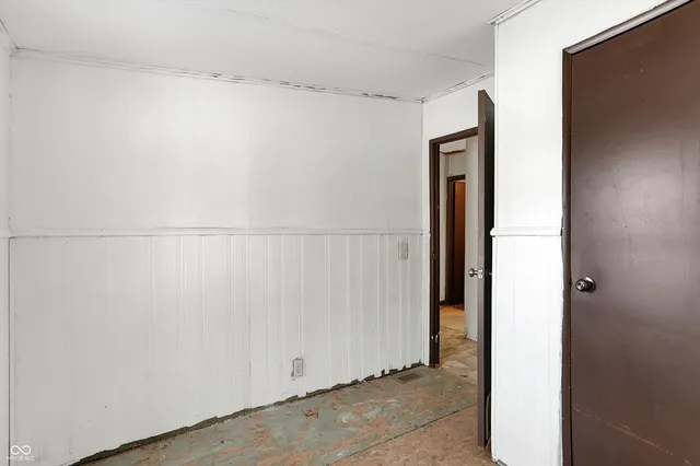 $1 | 11496 North Spring Lake Drive, Mooresville, IN 46158