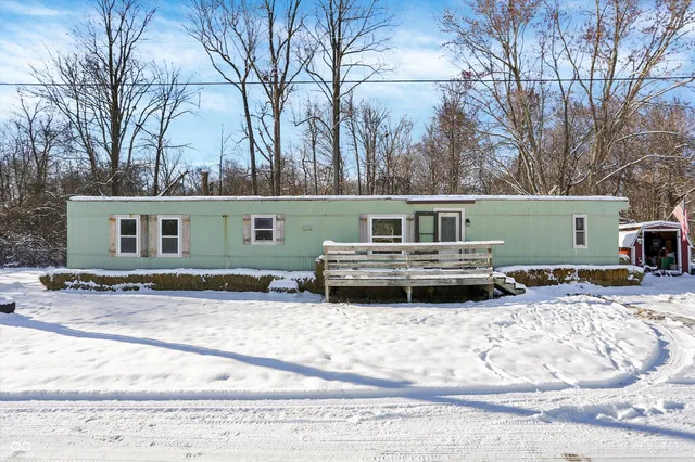 $1 | 11496 North Spring Lake Drive, Mooresville, IN 46158