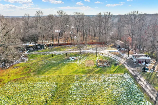 $1 | 11496 North Spring Lake Drive, Mooresville, IN 46158