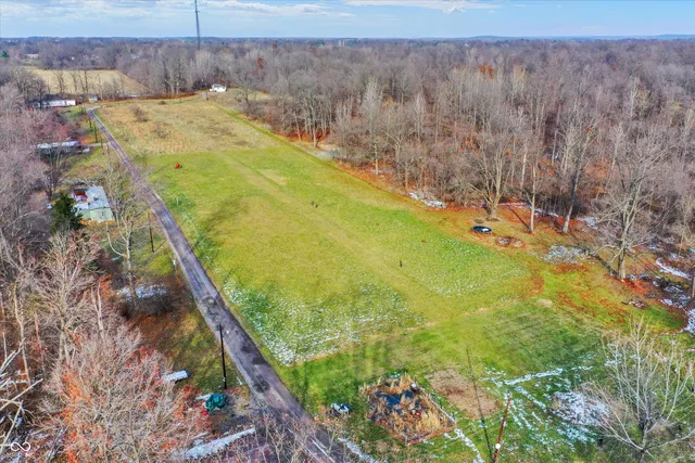 $1 | 11496 North Spring Lake Drive, Mooresville, IN 46158