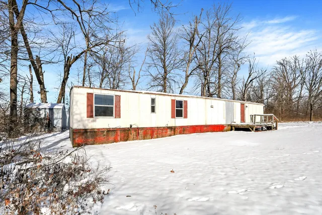 $1 | 11496 North Spring Lake Drive, Mooresville, IN 46158