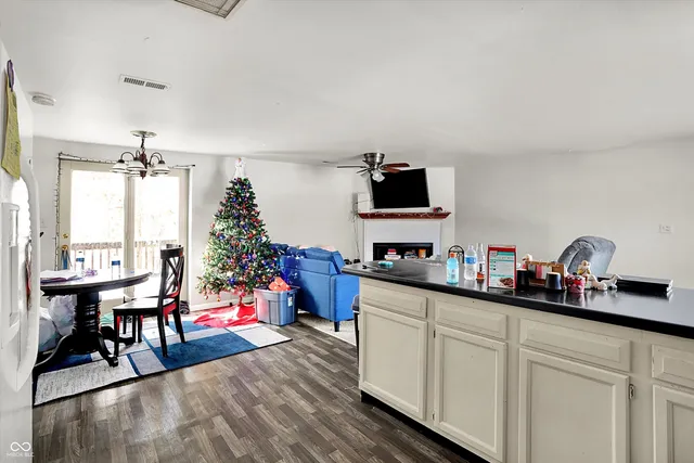 $1 | 11496 North Spring Lake Drive, Mooresville, IN 46158