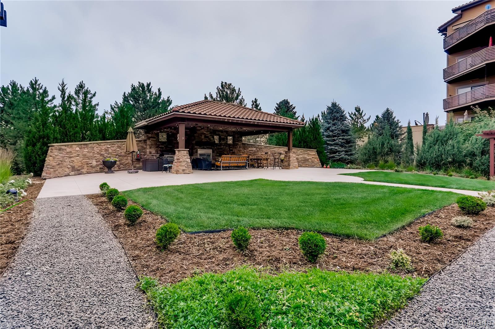 89 Rampart Way, Unit 403 Denver, CO 80230 - Photo 3 of 30 Gallery Image 3