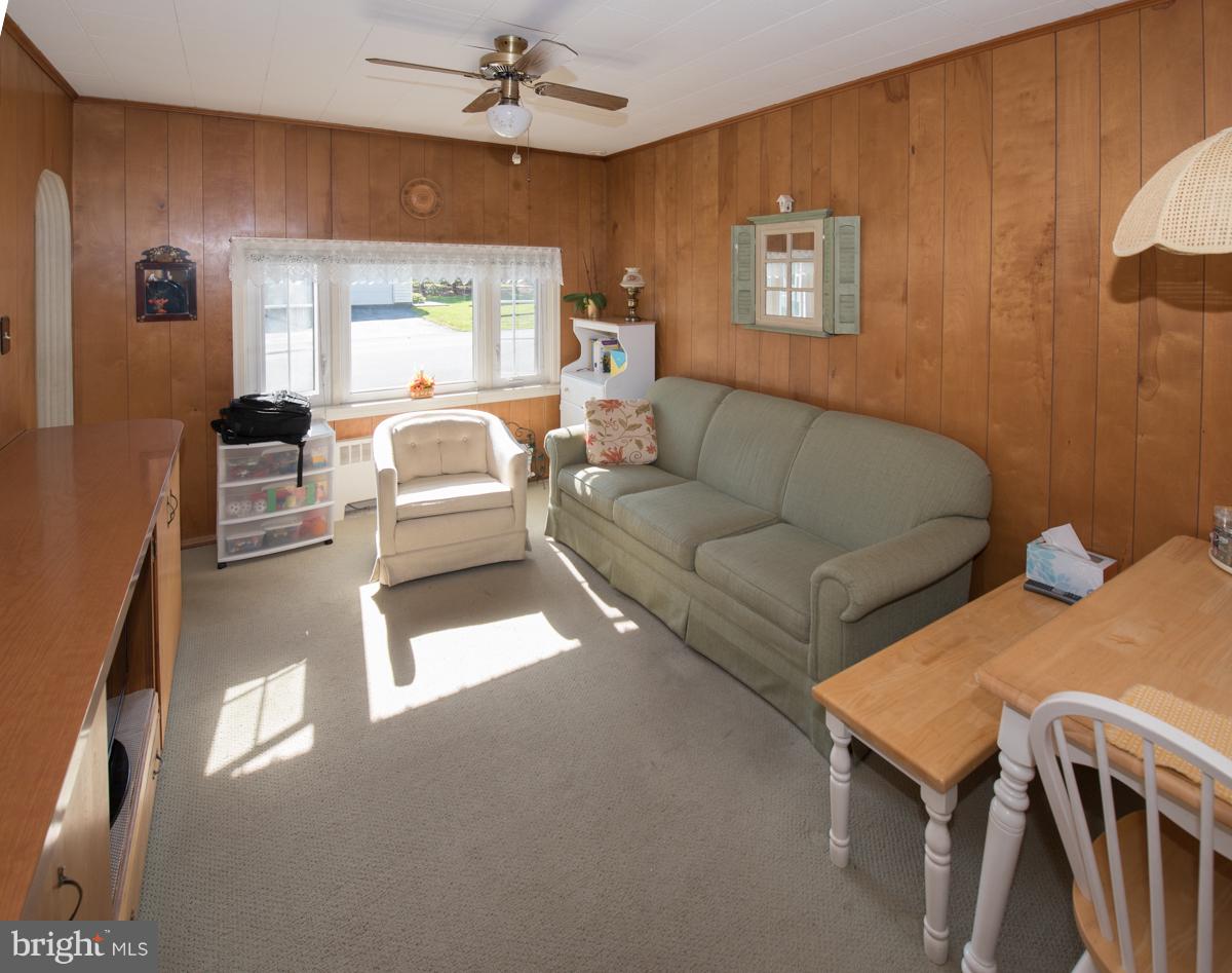 1502 Esbenshade Road Lancaster, PA 17601 - Photo 13 of 25 Combo Family/TV/Kitchen Eating Area