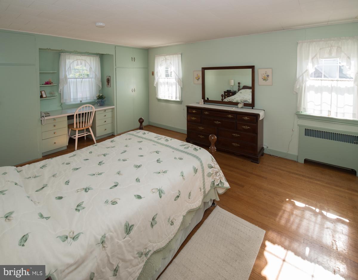 1502 Esbenshade Road Lancaster, PA 17601 - Photo 15 of 25 Bedroom1