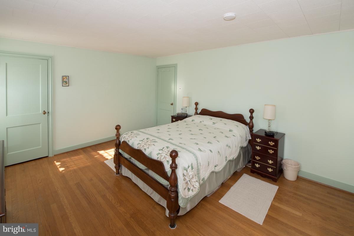 1502 Esbenshade Road Lancaster, PA 17601 - Photo 16 of 25 Bedroom1/Hardwood Floor