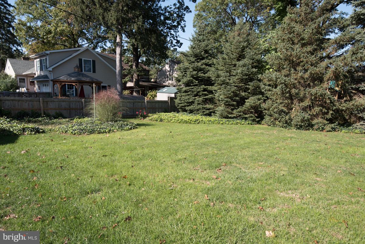 1502 Esbenshade Road Lancaster, PA 17601 - Photo 6 of 25 Rear Yard