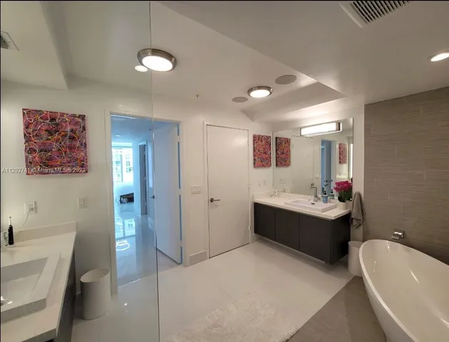 $9,500 | 300 Sunny Isles Boulevard, Unit 41202, Sunny Isles Beach, FL 33160