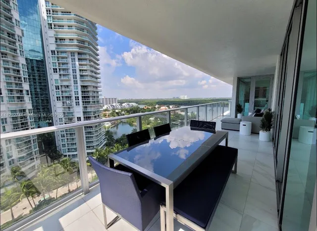 $9,500 | 300 Sunny Isles Boulevard, Unit 41202, Sunny Isles Beach, FL 33160