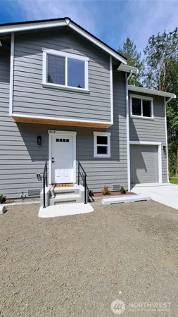 $2,900 | 3113 East Camellia Way, Port Orchard, WA 98366