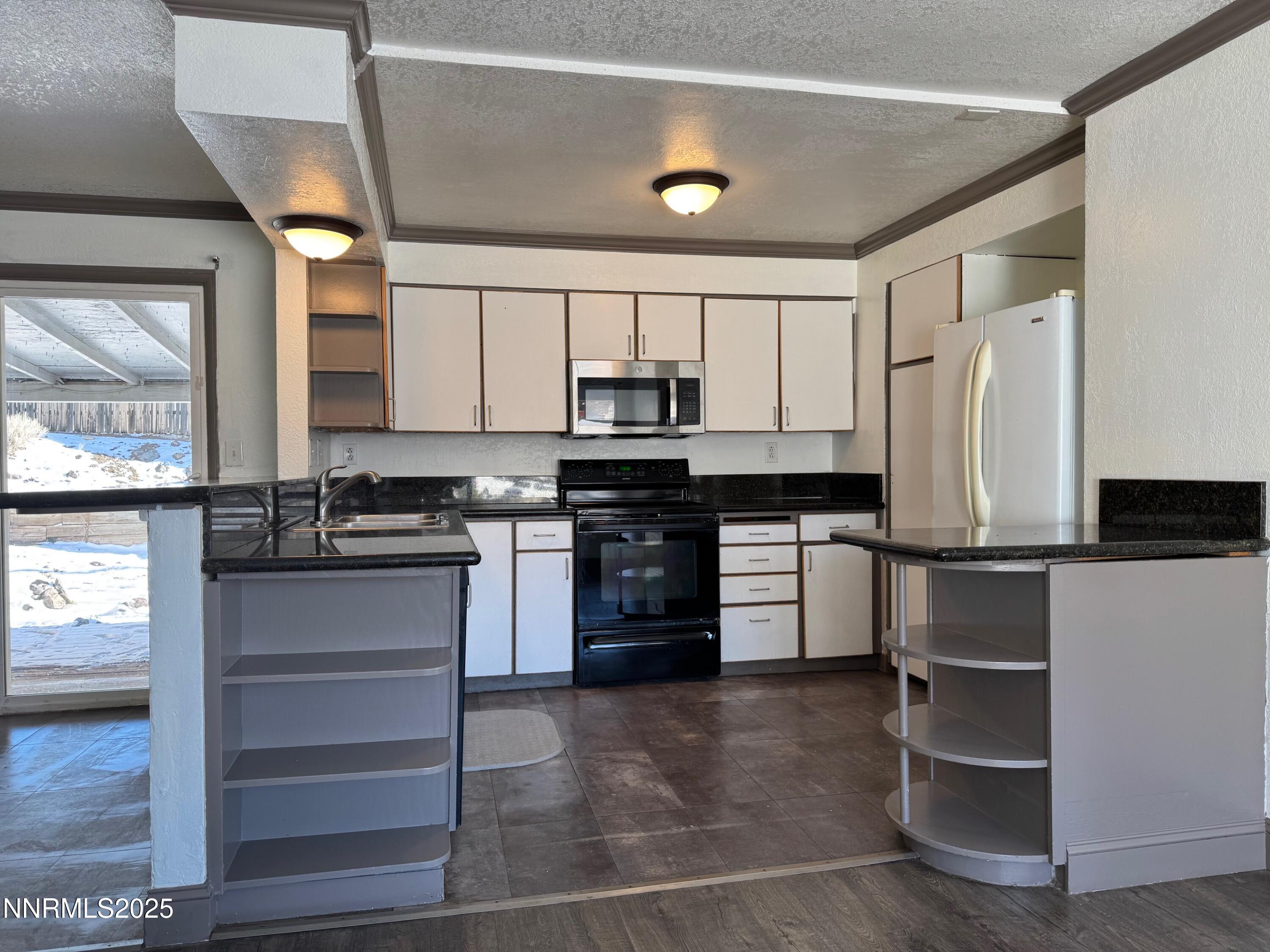 3290 Lodestar Lane Reno, NV 89503 - Photo 11 of 23 IMG_3385