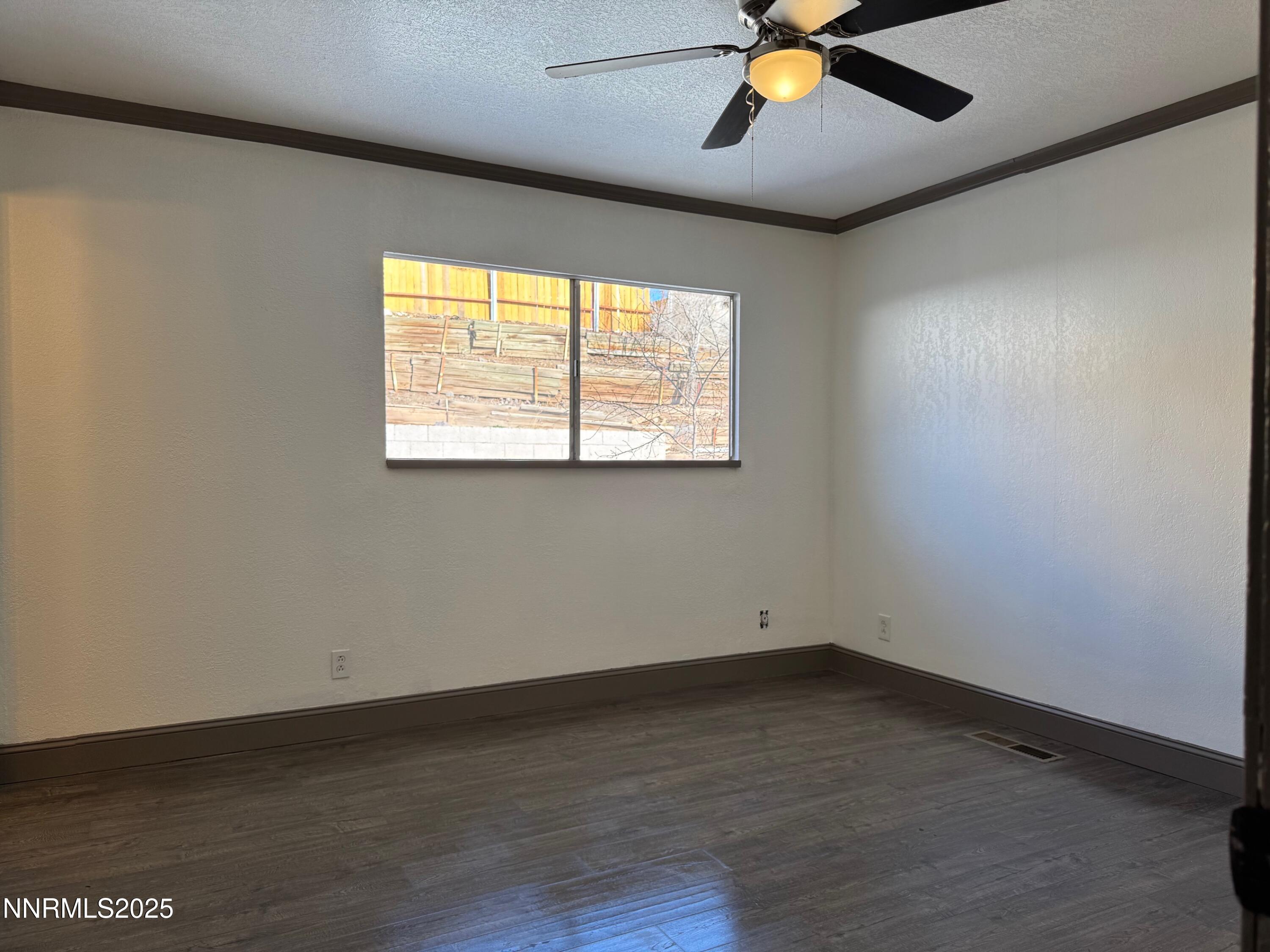 3290 Lodestar Lane Reno, NV 89503 - Photo 15 of 23 IMG_3398
